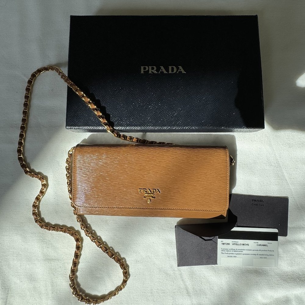 Prada Saffiano Wallet on Chain